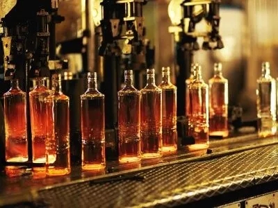 Top 10 Glass Bottle Manufacturers in the UK